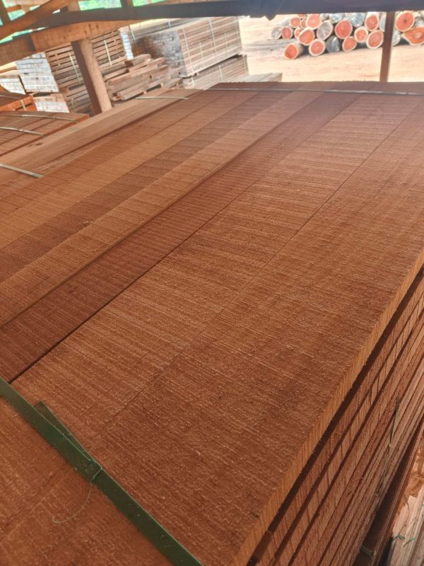 Acajou (African Mahogany Lumber)
