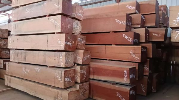 Bosse Bosse Wood Log