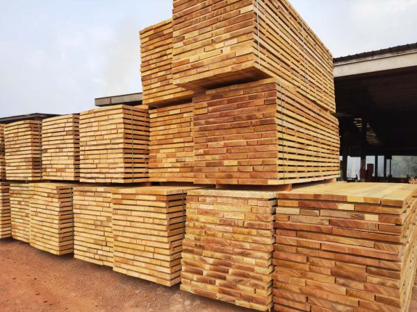 Dabema1 Dabema (Dahoma) Wood Timber