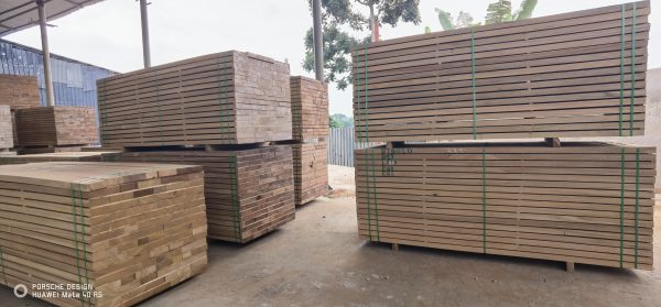Dibetou (African Walnut Timber)