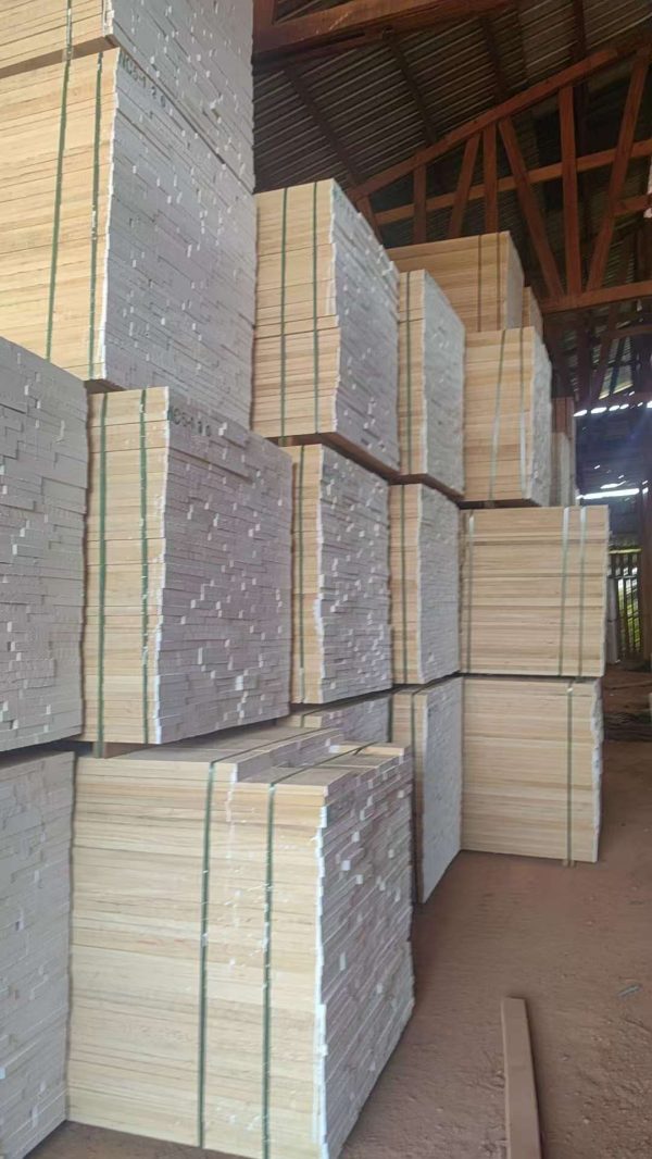 Ayous Sawn Timber (Obeche Lumber)