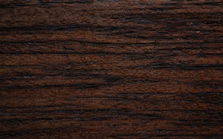 wenge-wood-grain-close-up