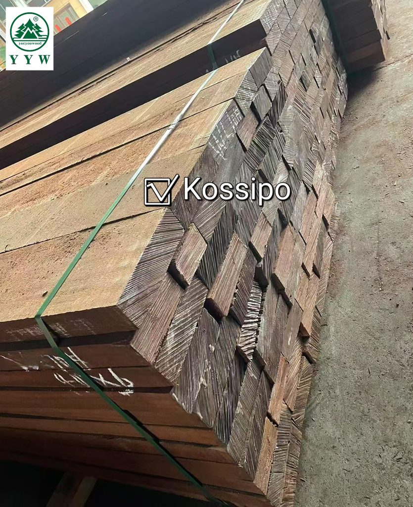 Kossipo wood grain close up